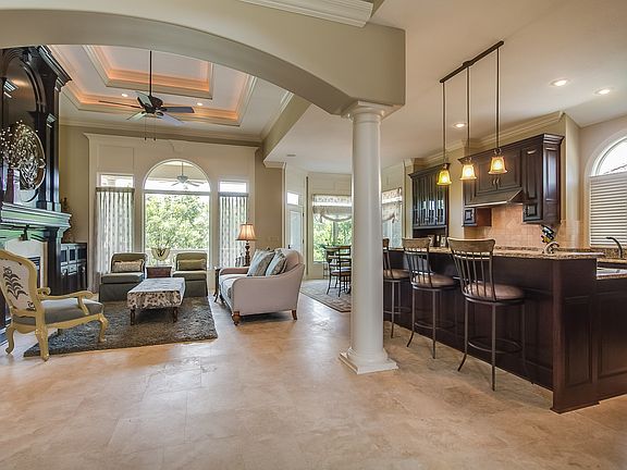 5th image of 4601 NE Dick Howser Cir