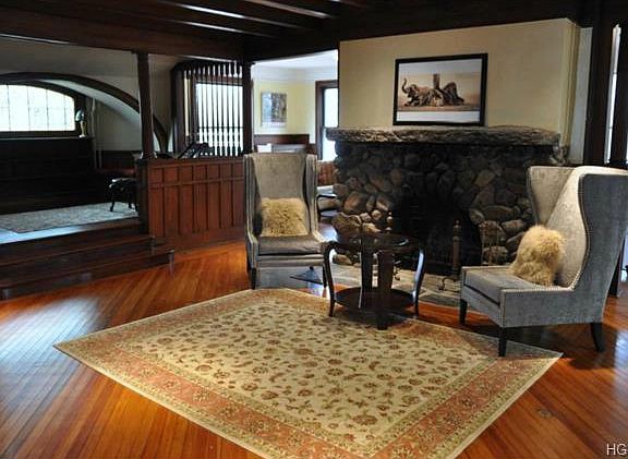 4th image of 5 Scott Cir