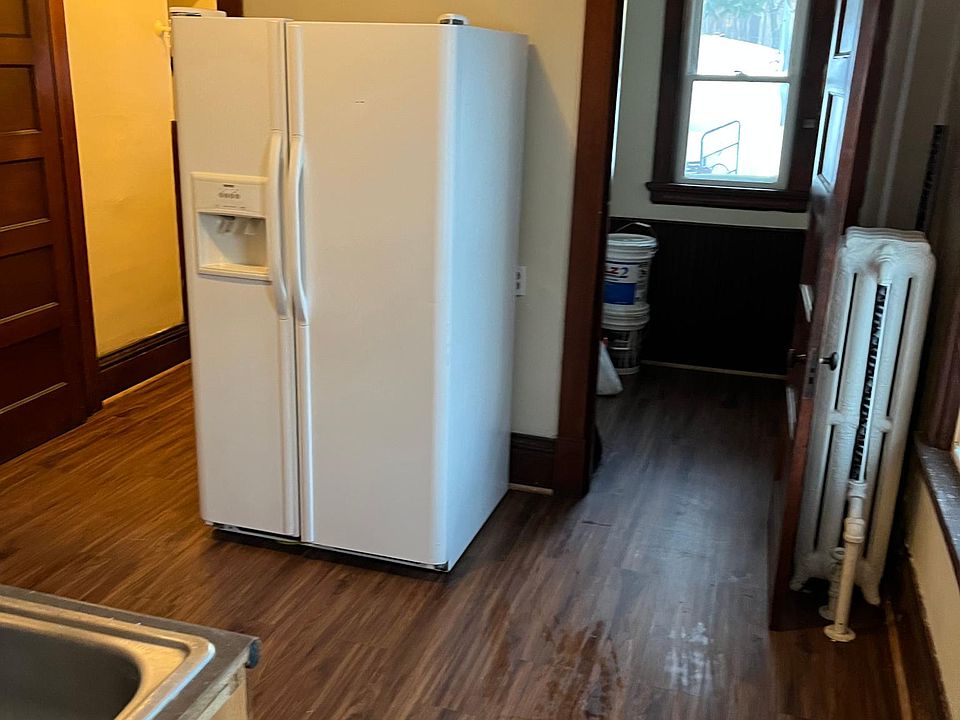 1st image of 629 Mendota St #1