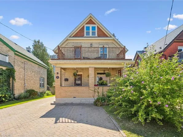 233 Duke St E, Kitchener, ON N2H 1B2