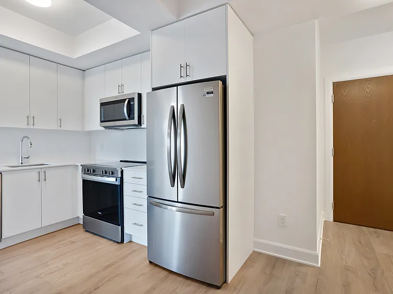 3240 William Coltson Ave — Photo 84