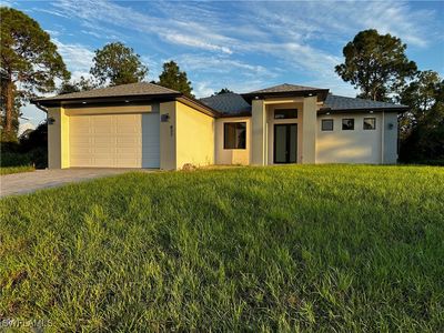 832 Warren St E, Lehigh Acres, FL, 33974