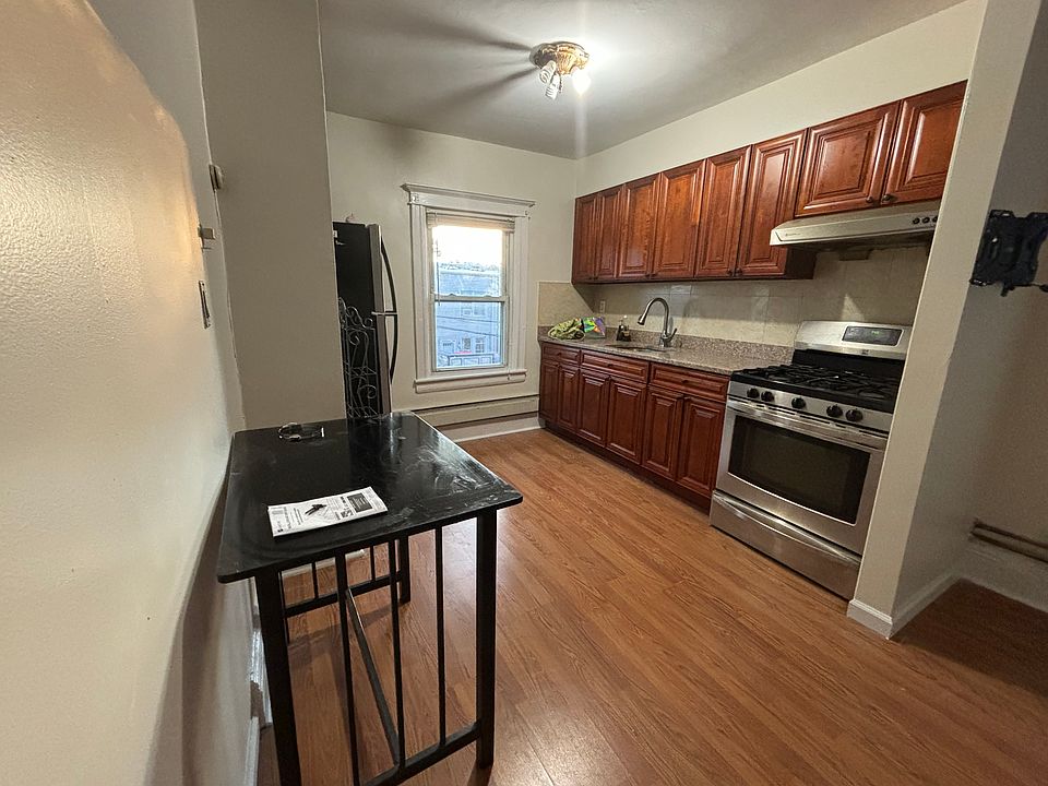 1st image of 8920 89th St Floor 2