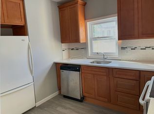 25 Washington Ter, Bridgeport, CT 06604