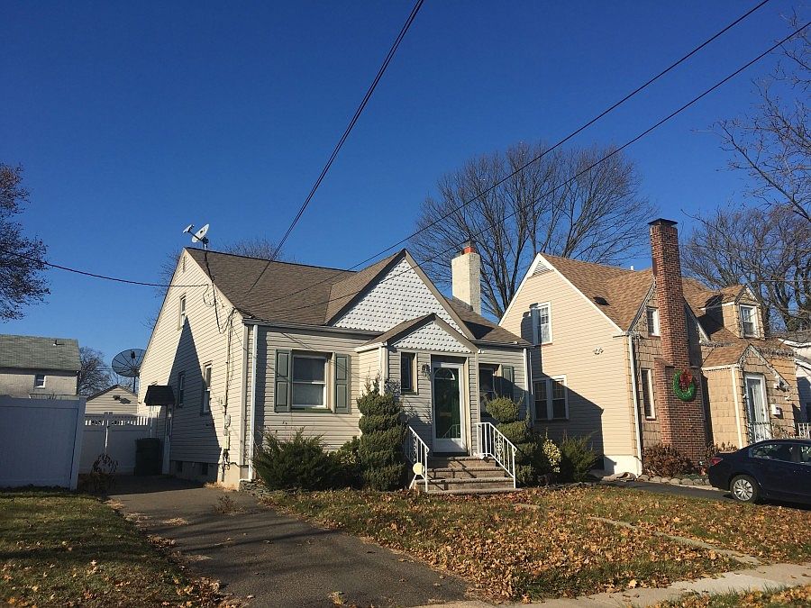 2nd image of 40 Palisade Rd