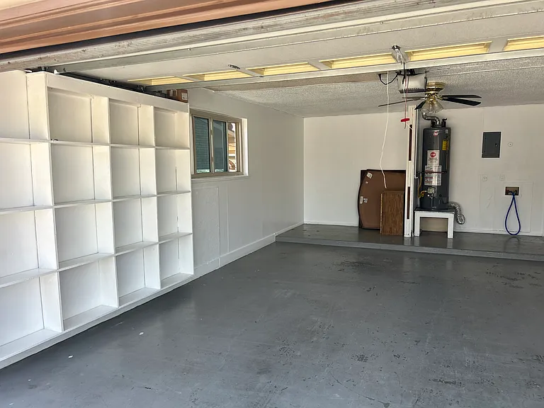 8808 Shaver Dr — Photo 25