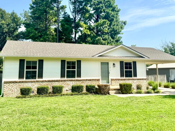 1110 Michael Ln, Dyersburg, TN 38024