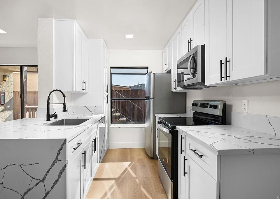 1st image of 4446 48th St APT 1