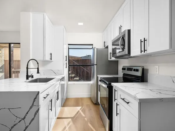 4446 48th St APT 1, San Diego, CA 92115