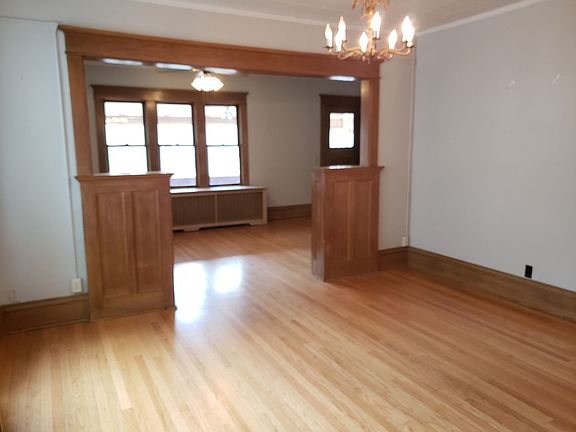 5th image of 1711 Ashland Ave