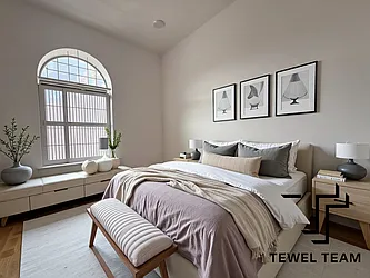 2067 Adam C Powell Boulevard, #5BB