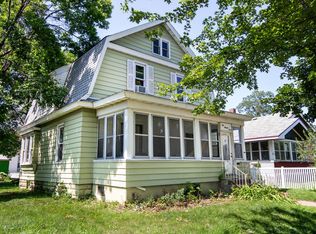 1007 Rose St, La Crosse, WI 54603