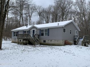 875 Mill Creek Rd, Newfoundland, PA 18445