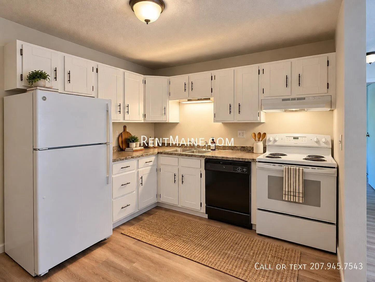 2 bed, $1,599 — Photo 2