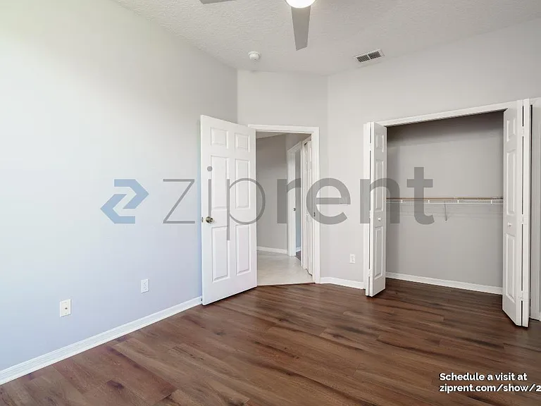10443 Emerald Woods Ave — Photo 15