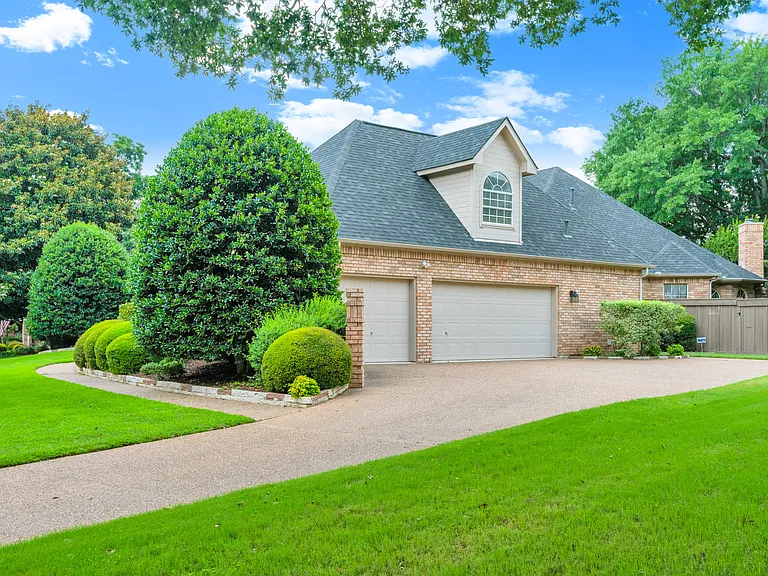360 Highland Oaks Cir — Photo 40
