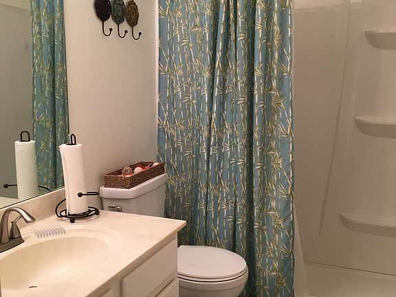 5th image of 7685 Meadow Lakes Dr APT 1303