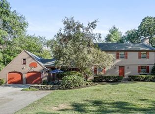 1 Walnut Ln, Wenham, MA 01984