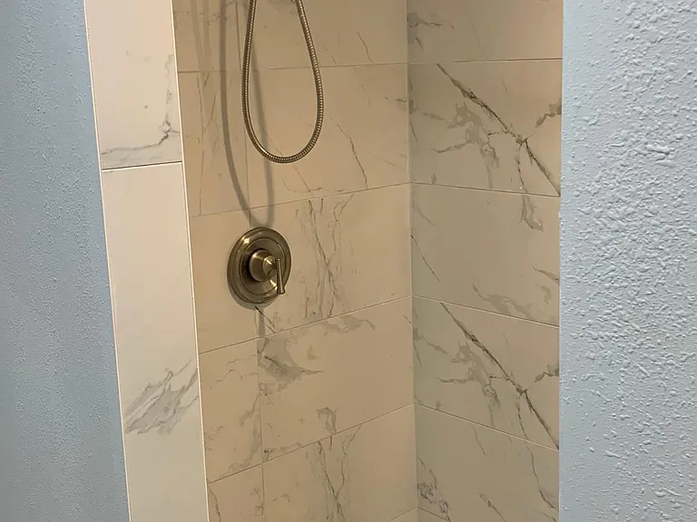 Lower level shower - New tiling and hardware