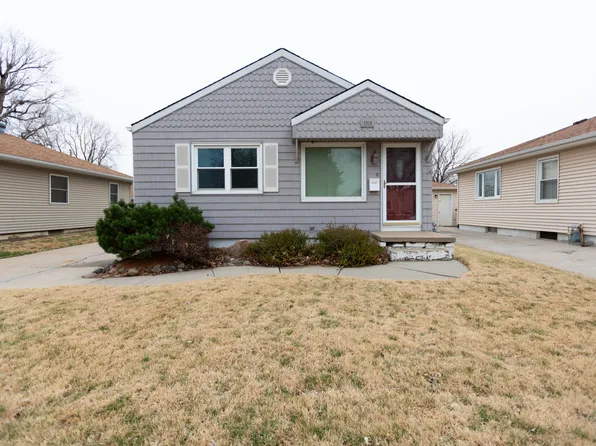 2915 6th Ave, Council Bluffs, IA 51501
