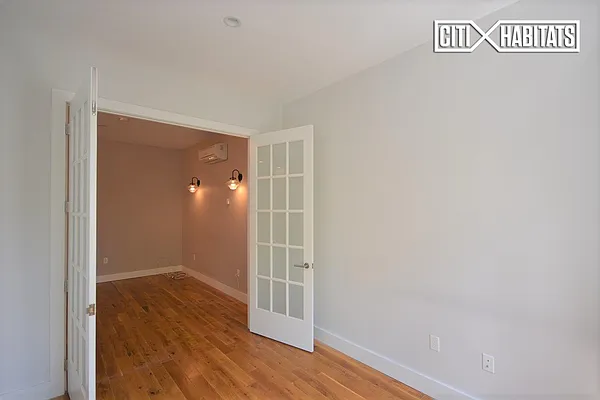 Rented by Citi Habitats | media 22