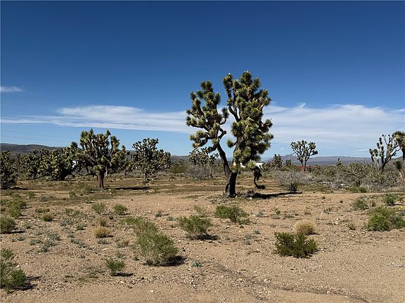 3rd image of 327-02-360 SQUAW Drive