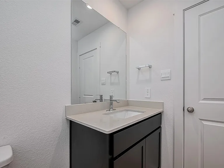 1535 Merulana Ln — Photo 9