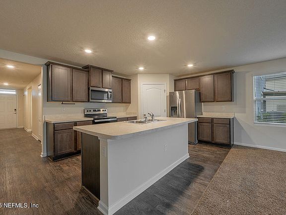 4th image of 65453 CRESTED HERON Court