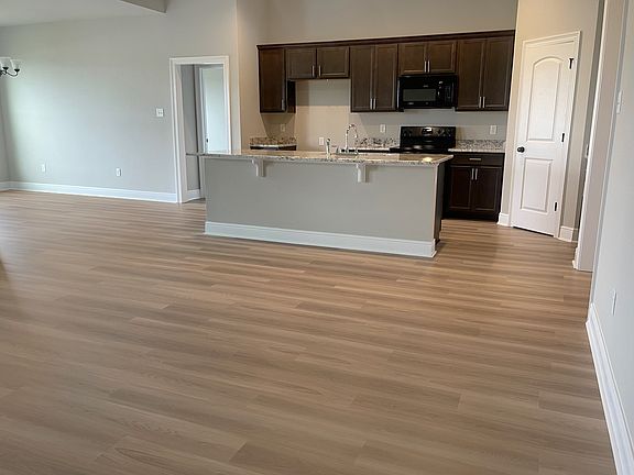 Trillium IV B - Kitchen - DSLD Homes