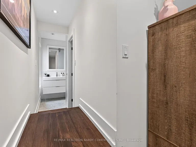 43 Helena Ave — Photo 18