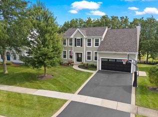 891 Breeze Dr, Lake Villa, IL