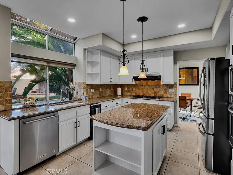 39990 Gibraltar Dr — Photo 27