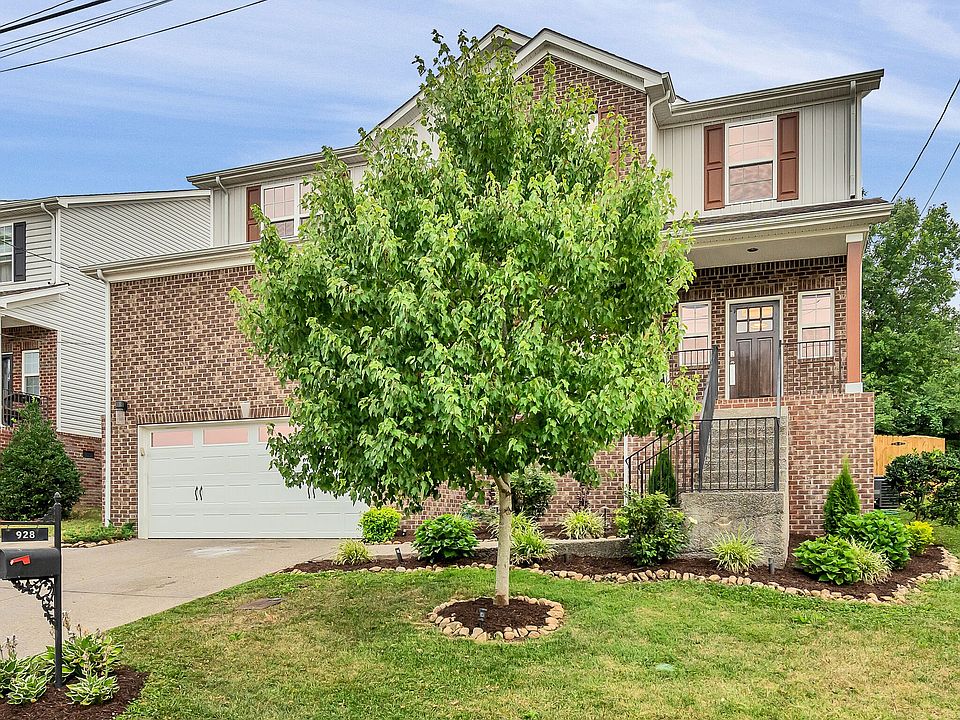 1st image of 928 Bordeaux Pl