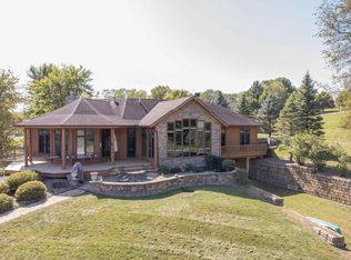 13-89 Quail Hollow Dr, Lanark, IL 61046