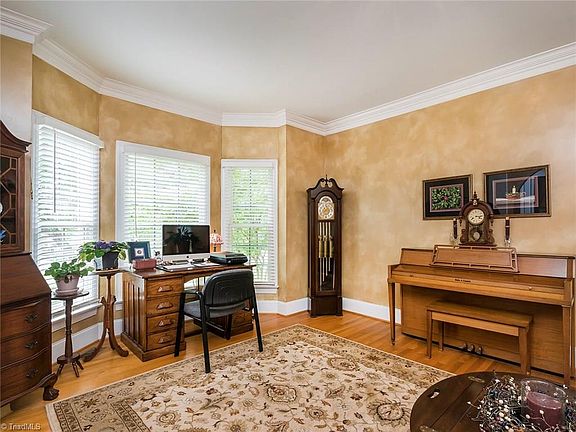2nd image of 8602 Rosedale Dr