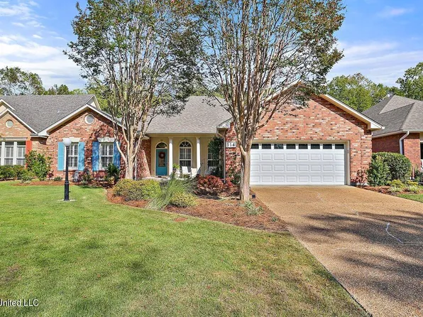 114 Brookside Cir, Clinton, MS 39056