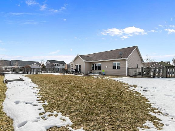 2nd image of 4326 E Appleview Dr