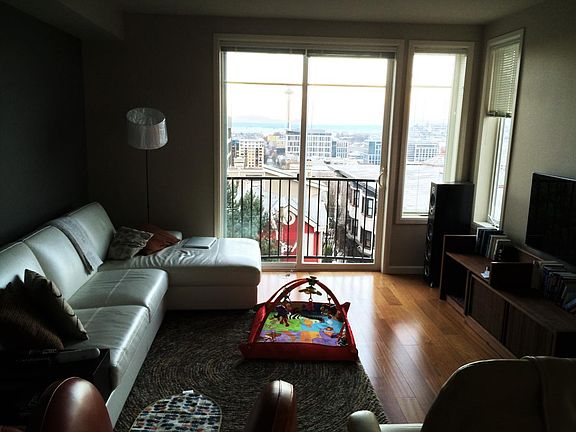 3rd image of 124 Bellevue Ave E Unit 605