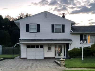 42 S Oak Ave, Fords, NJ, 08863