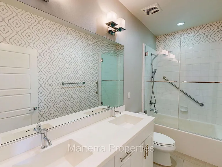 2111 Harper Way — Photo 23