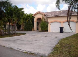 12761 SW 218th Ter, Miami, FL 33170
