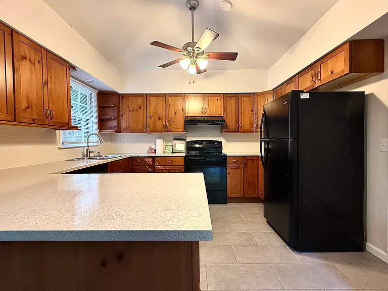 6231 Thom Rd — Photo 6