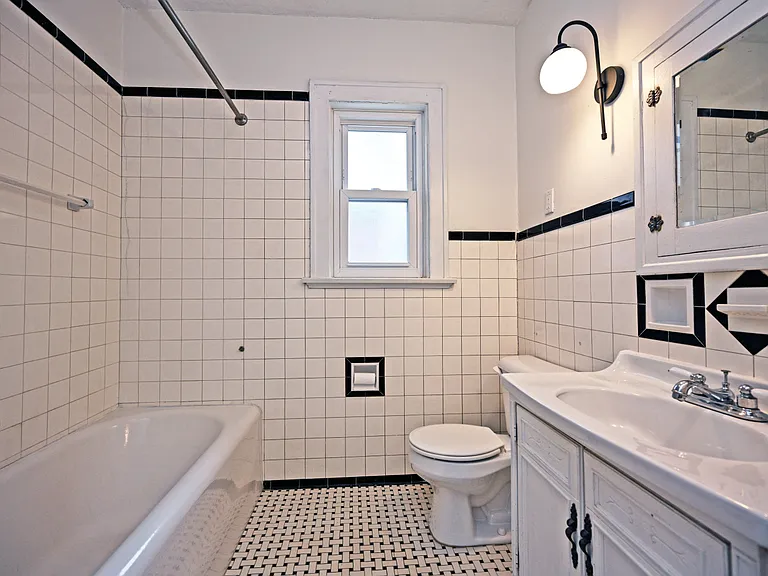 4956 Oaklawn Dr — Photo 11