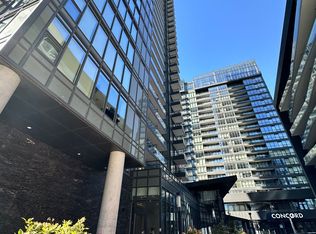 80 Queens Wharf Rd #1912, Toronto, ON M5V 0J3