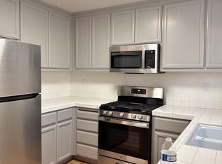 520 Las Palmas Dr UNIT A, Hollister, CA