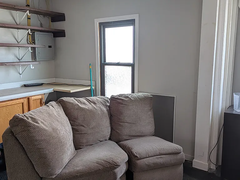 734 Herron Ave #G — Photo 3