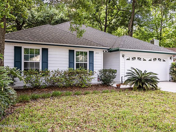 3rd image of 2466 BLUFFTON Drive