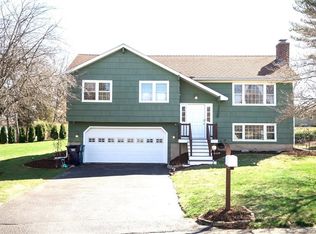 4 Field St, Seymour, CT 06483