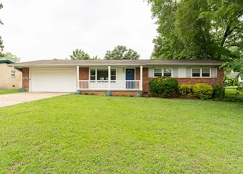 1621 Fernwood Cir Photo 1