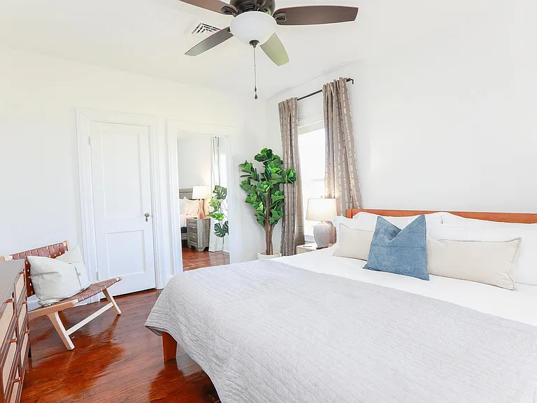 1282 W Ocean View Ave #UP — Photo 37